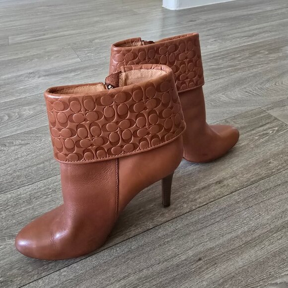 Coach - Mackenna CC Logo Ankle Boot - Picture 3 of 4